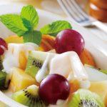 Fruit salad: the best dietary recipes
