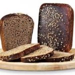 Кусочки бородинского хлеба