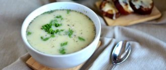 Cheese soup with potatoes and cauliflower